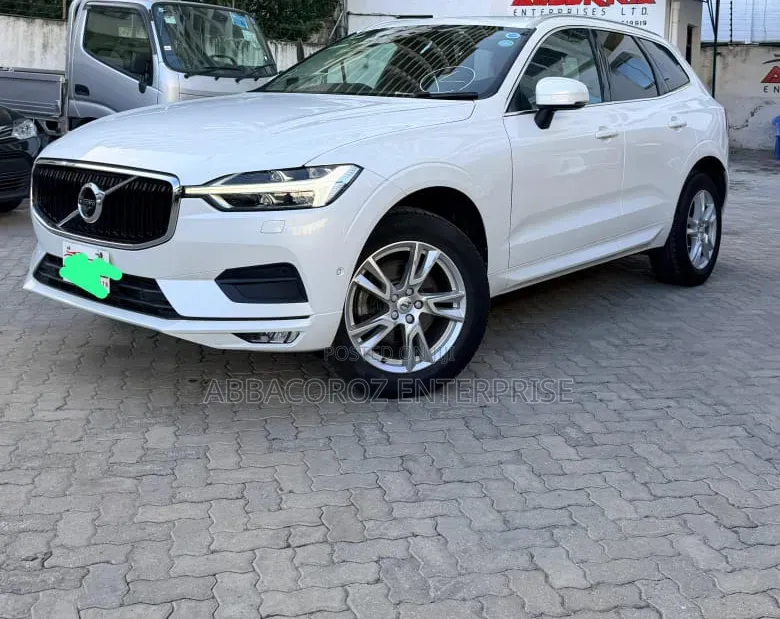 Volvo XC60 2019 White