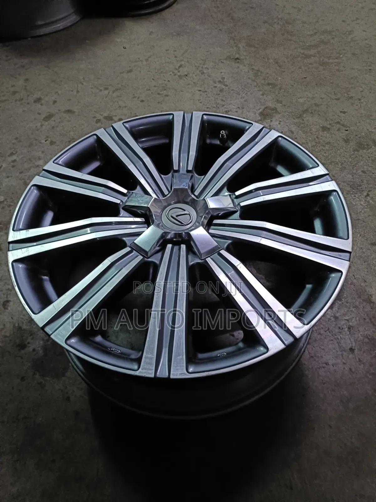 V8 Lexus 300 Series Size 21