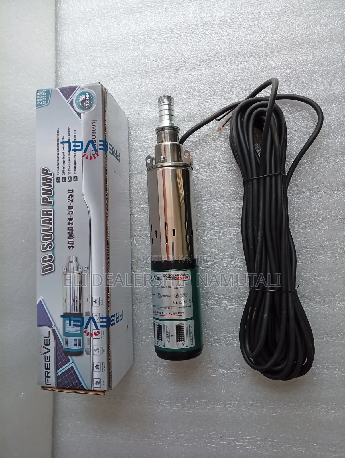 Freevel 3dqgd24-50-250 Solar Submersible Pump 50m Lift, 1 Inch Outlet