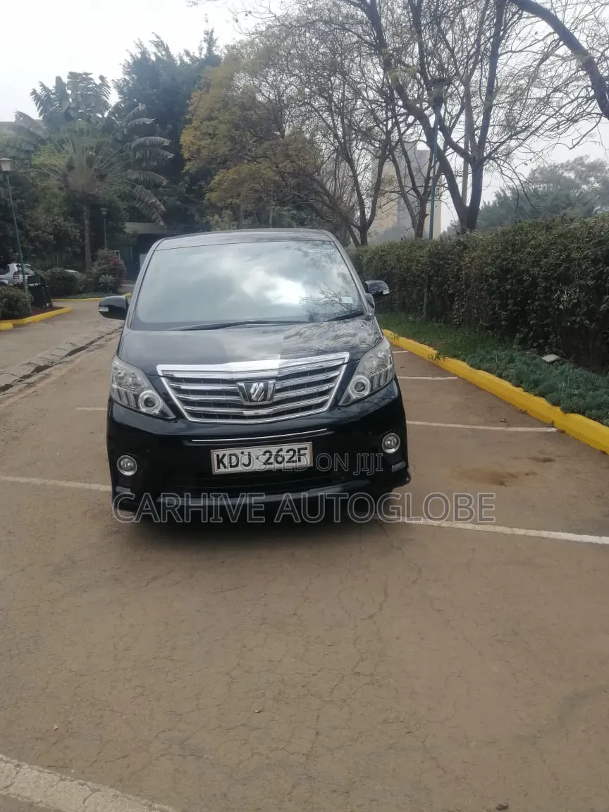 Toyota Alphard 2014 Black