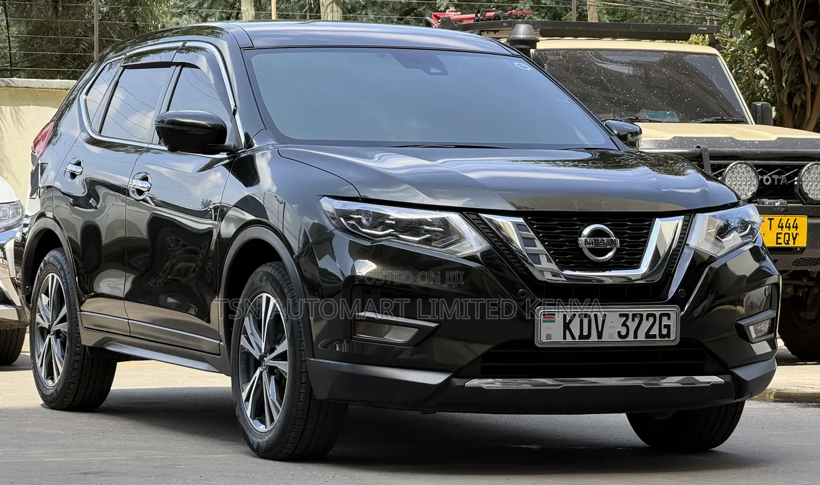 Nissan X-Trail 2.0 Petrol AWD 2018 Green