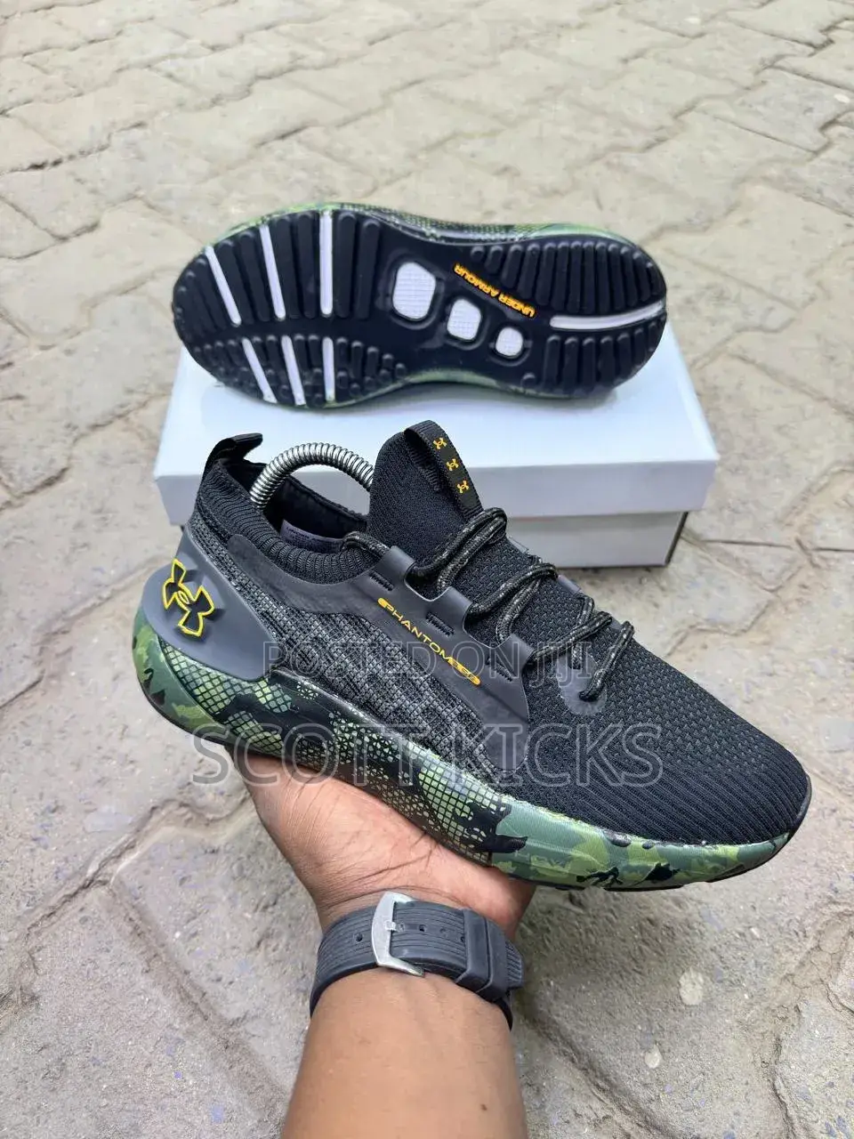 Under Armour Hovr 3