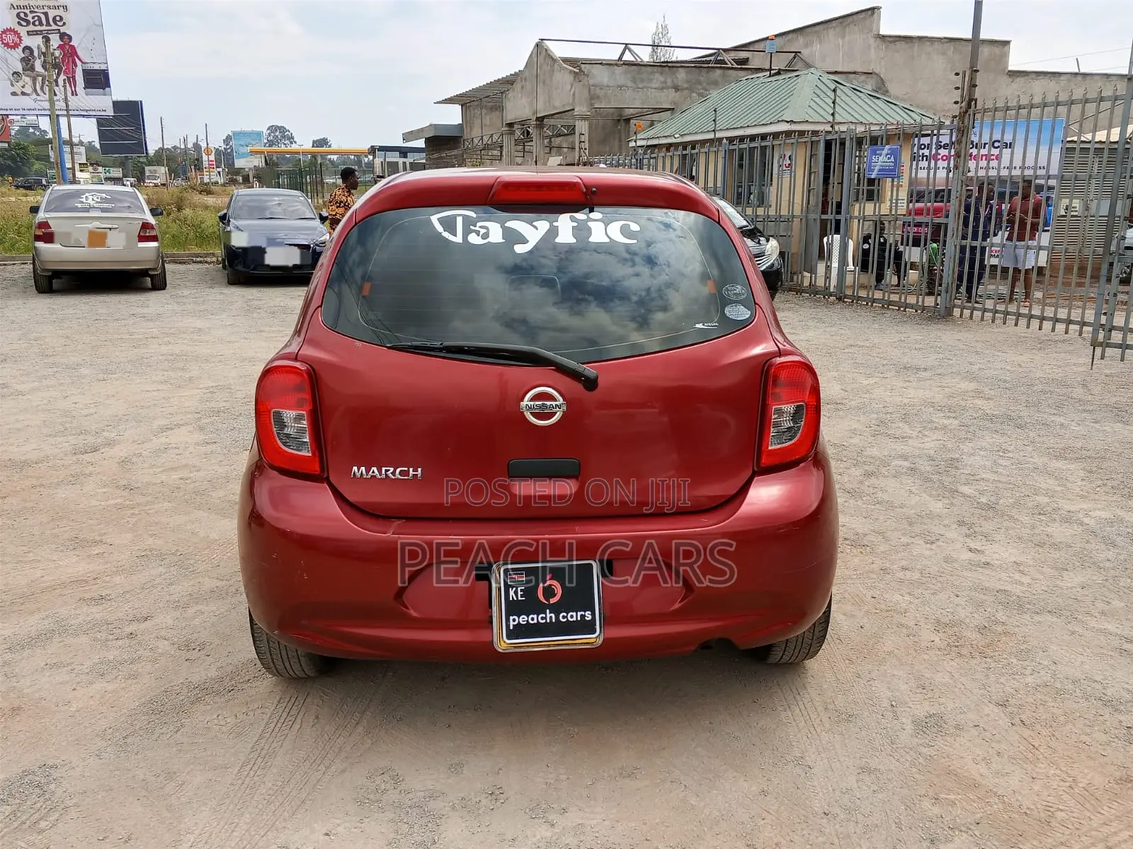 Nissan March 2016 Red