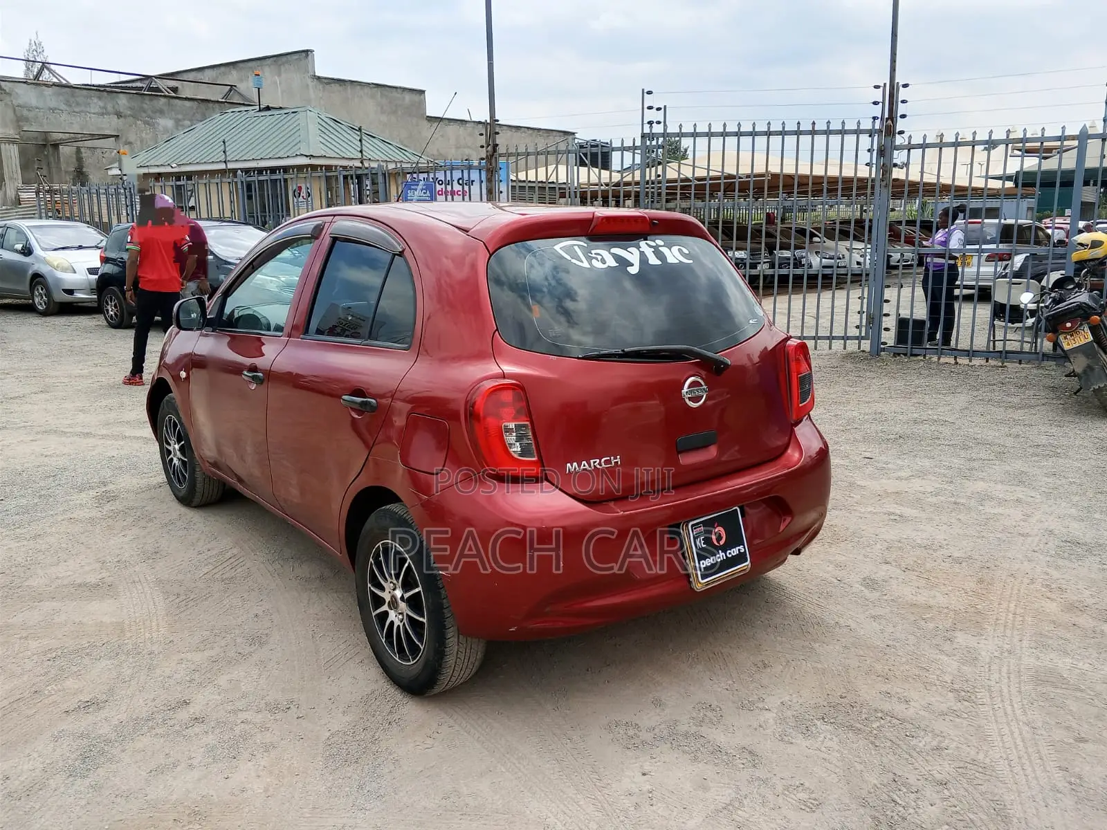 Nissan March 2016 Red