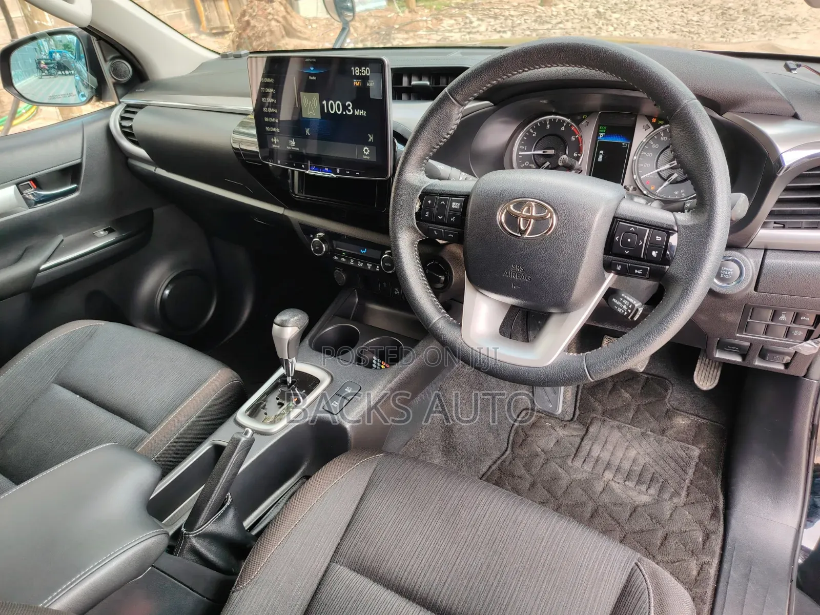 Toyota Hilux 2021
