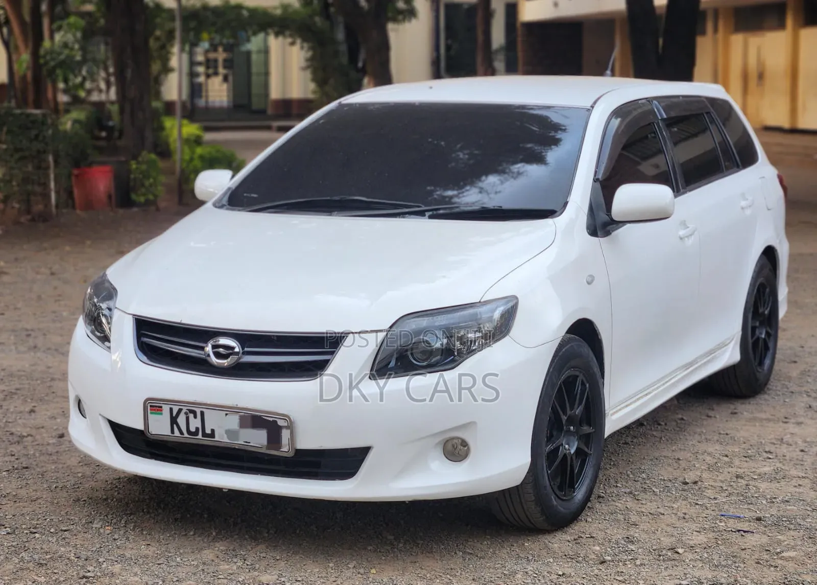 Toyota Corolla Fielder 2012 White
