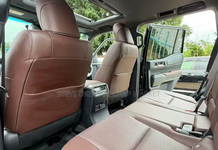 Toyota Land Cruiser Prado 2024 Black