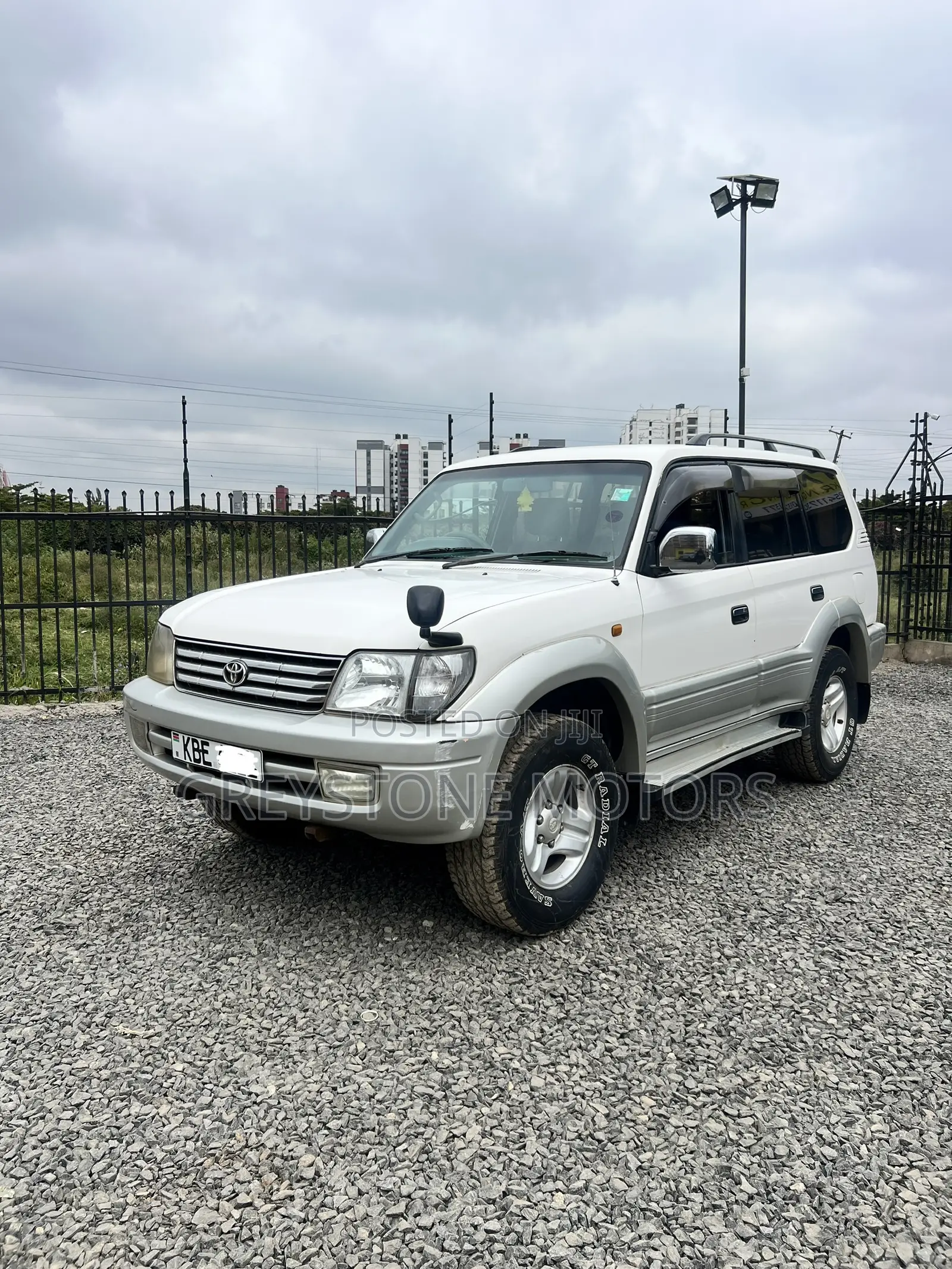 Toyota Land Cruiser Prado 2.7 16V 5dr 2001 White