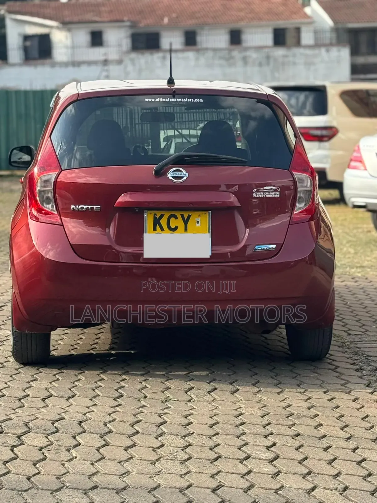 Nissan Note 2013 Maroon