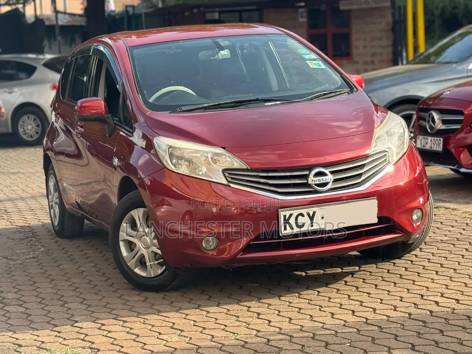 Nissan Note 2013 Maroon