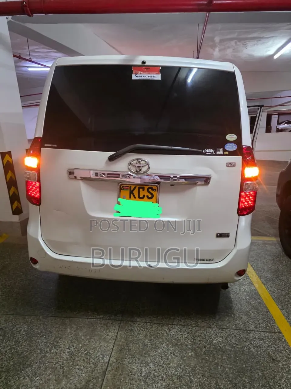 Toyota Noah 2012 White