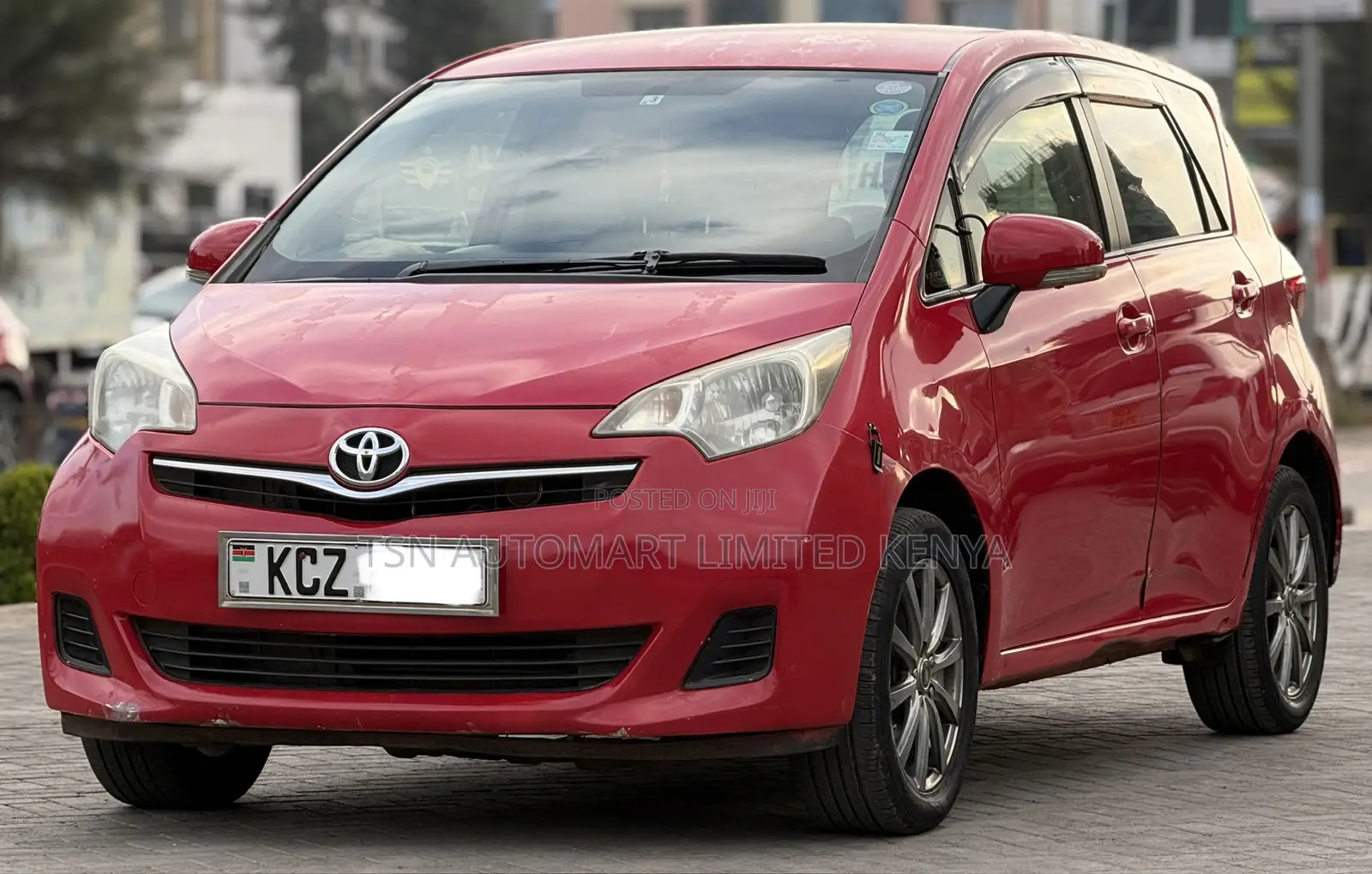 Toyota Ractis 1.5 FWD 2013 Red