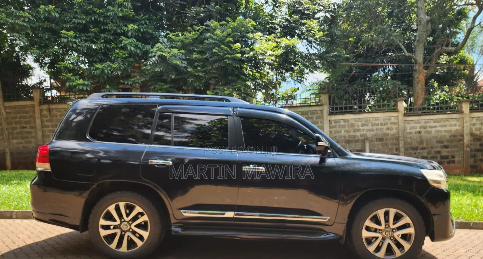 Toyota Land Cruiser Prado 2016 Black