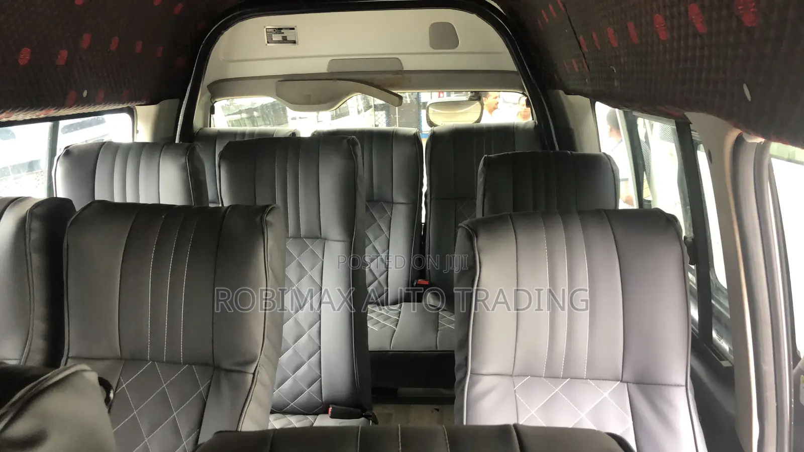 Toyota HiAce 2018 White