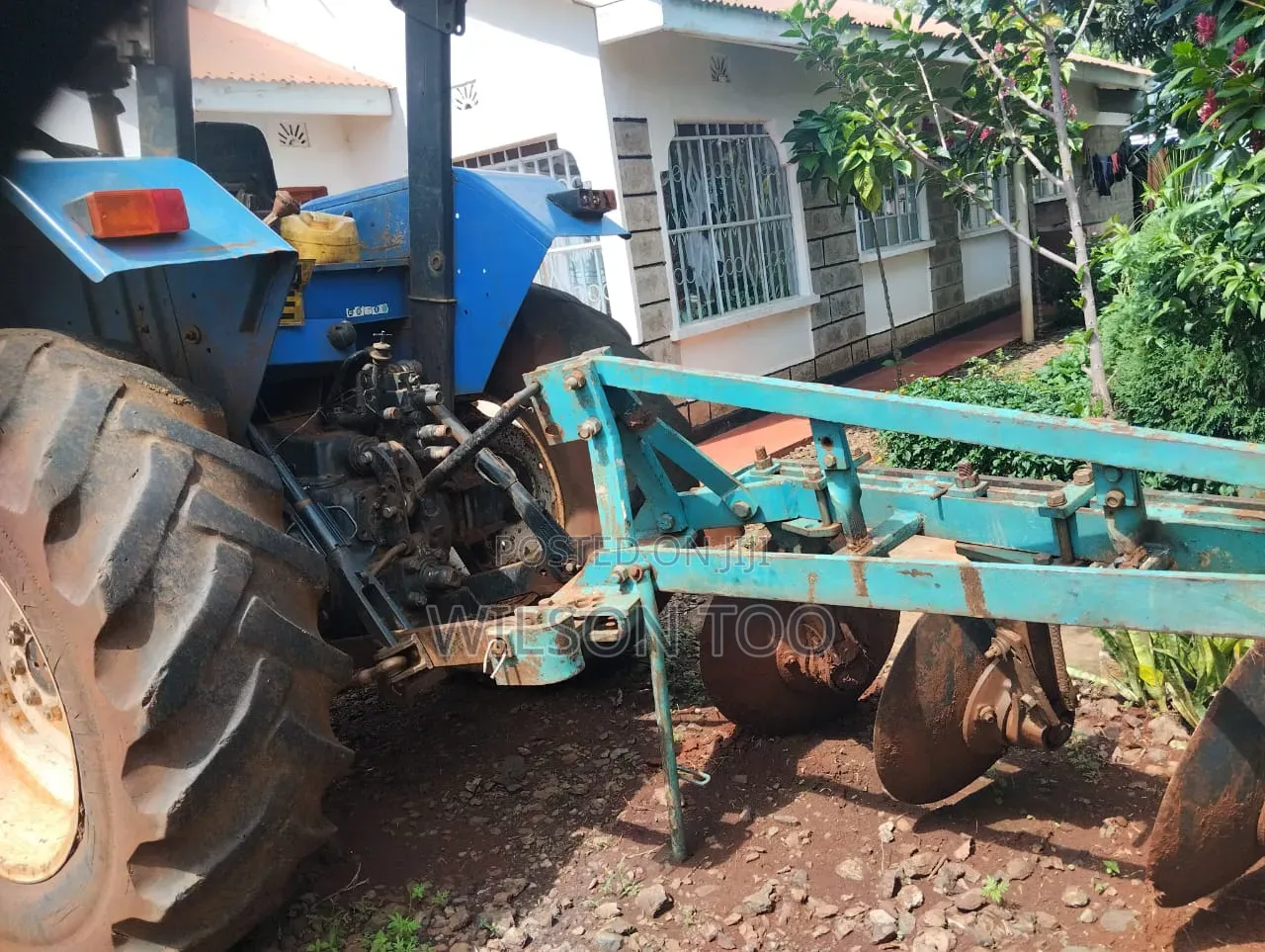 Ts 90 Newholland Tractor