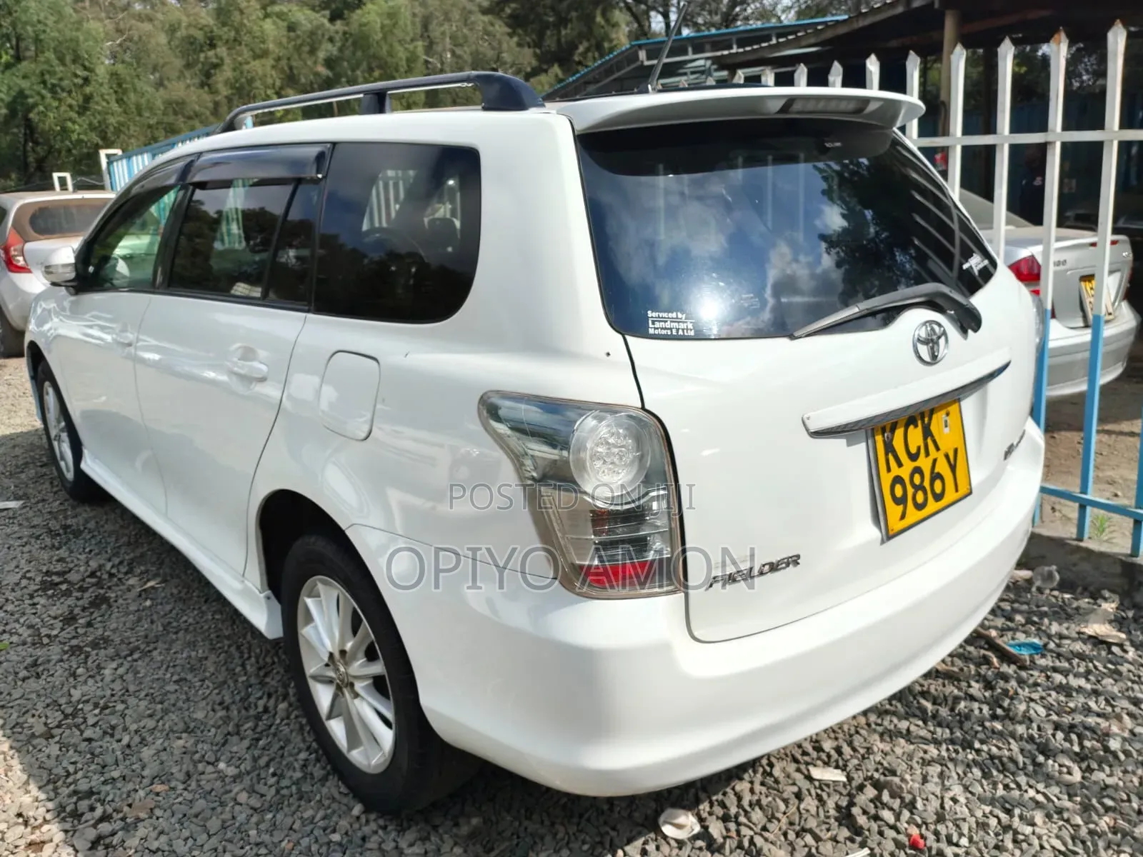 Toyota Corolla Fielder 2010 White