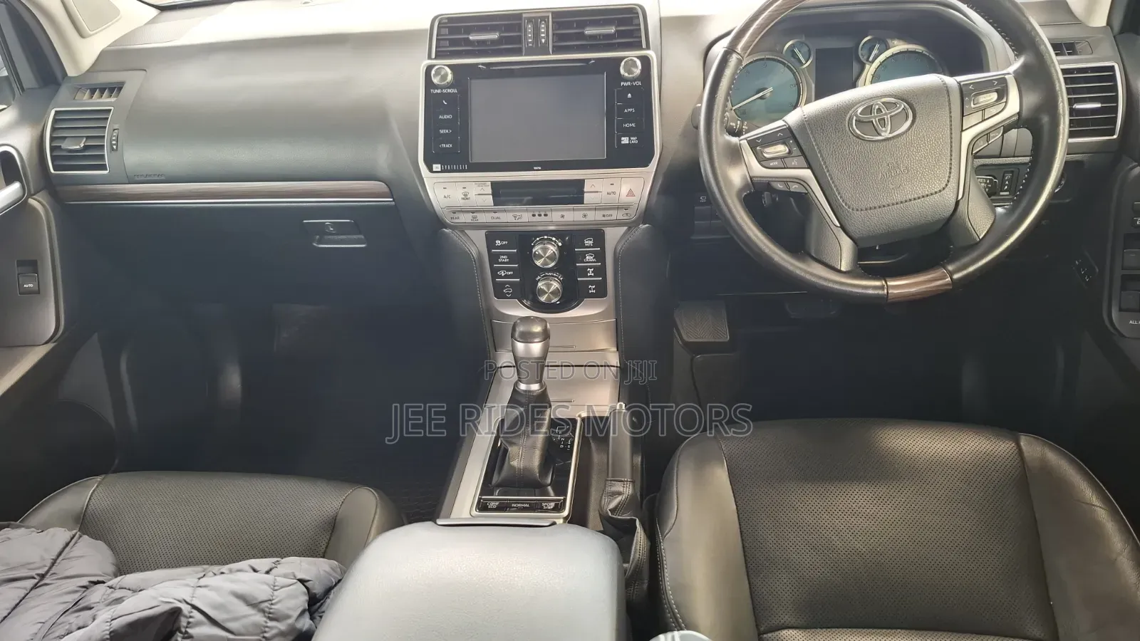 Toyota Land Cruiser Prado 2019 Black