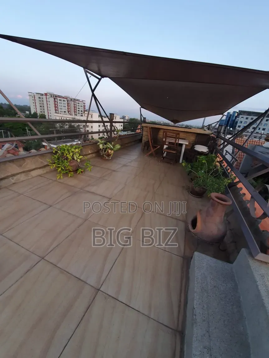 Furnished 2bdrm Penthouse in 1/2Br Furnished for rent