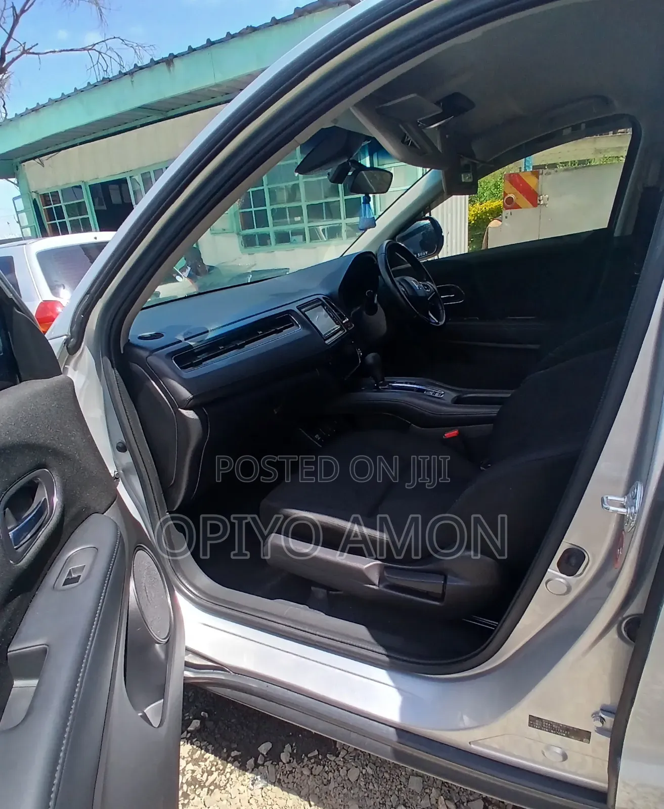 Honda Vezel 1.5 2WD 2016 Silver
