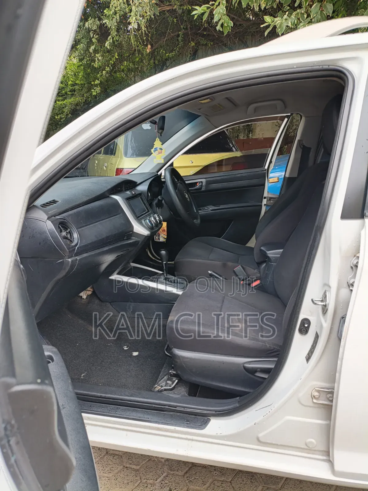 Toyota Corolla Fielder 2016 Off white