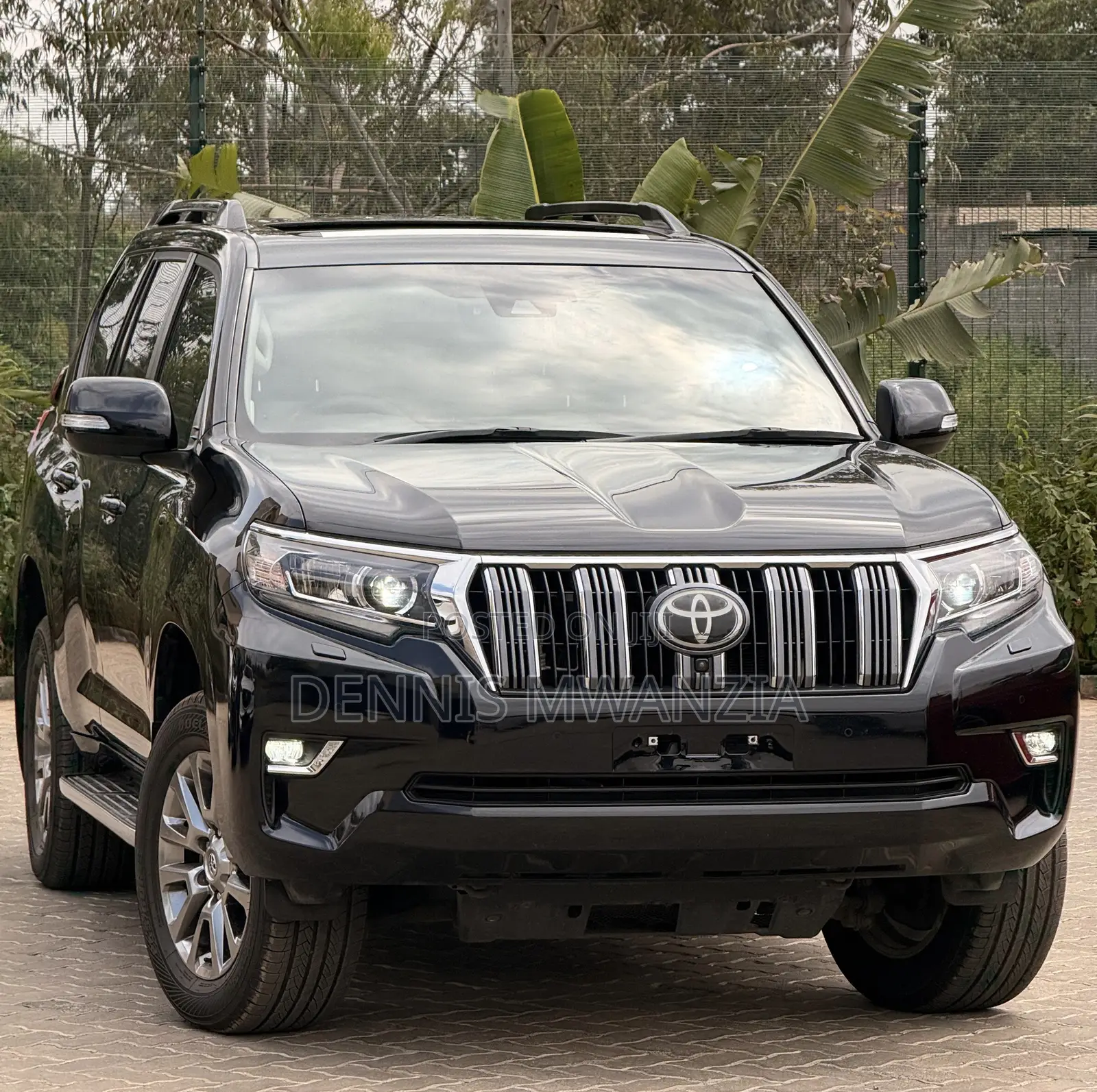 Toyota Land Cruiser Prado Kakadu 2019 Black