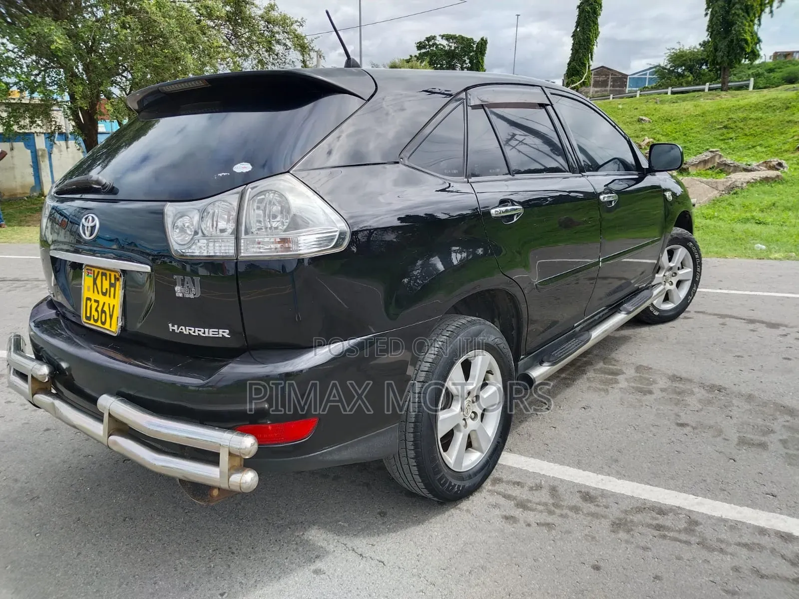 Toyota Harrier 2010 Black
