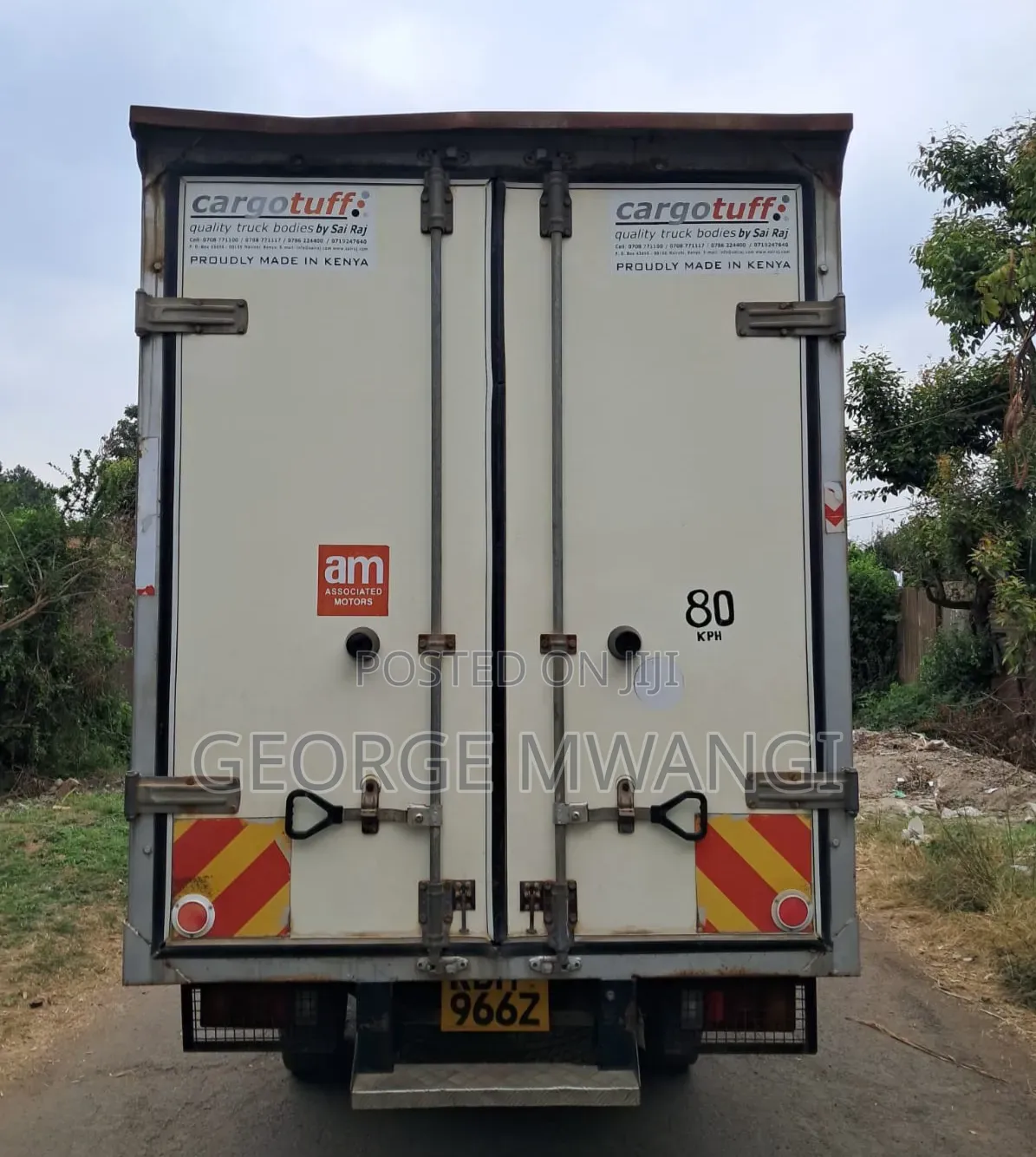 Isuzu NLR 2800cc 2023 White
