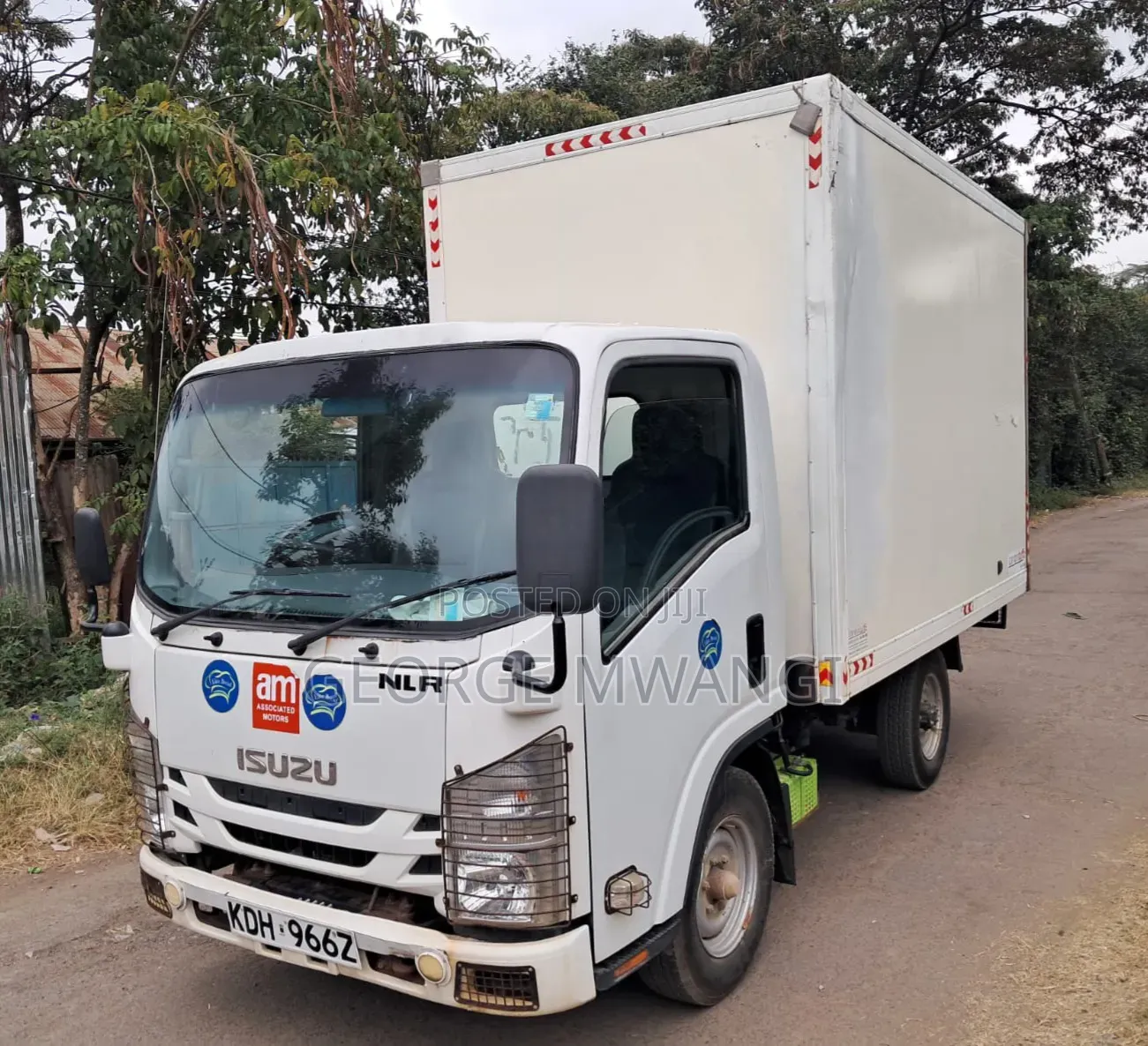 Isuzu NLR 2800cc 2023 White
