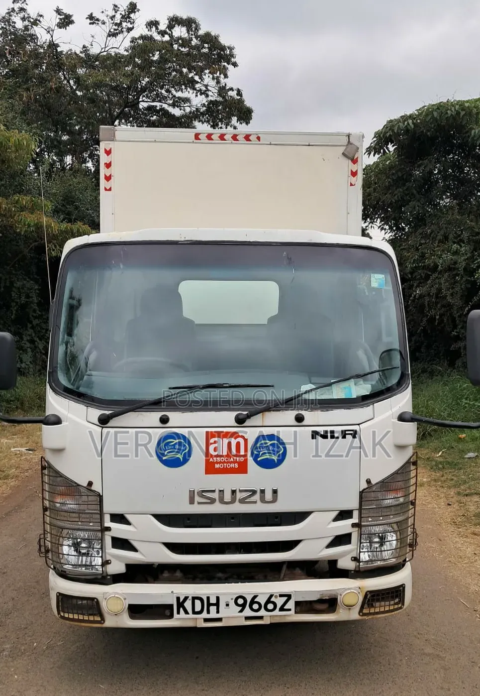 Isuzu NLR 2023