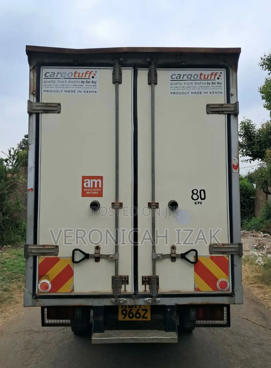 Isuzu NLR 2023