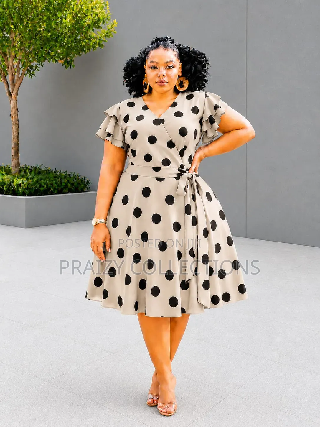 Breastfeeding Friendly Dotted Skater Dress