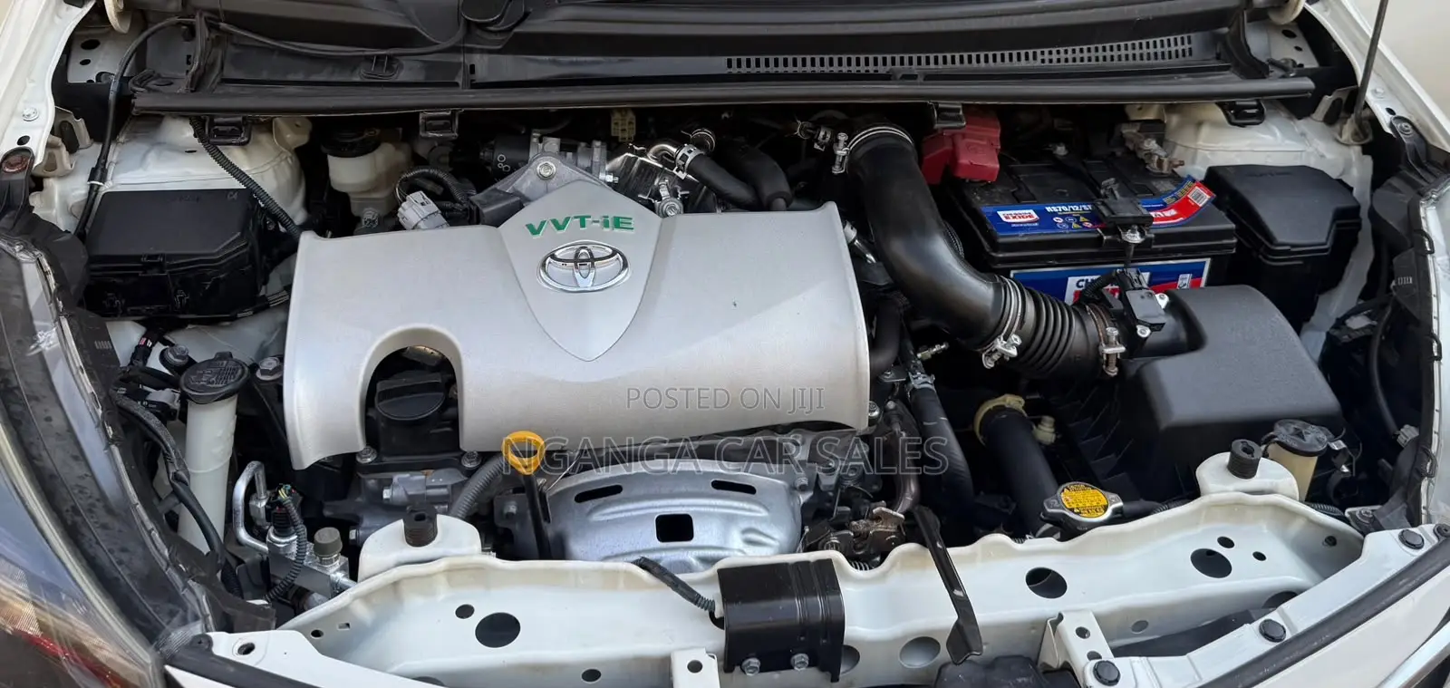 Toyota Vitz 1.3 FWD 5dr 2016 White