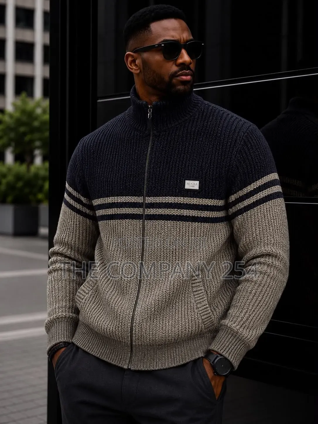Quality Casual Knitted Zipper Designer Warm Sweater Available