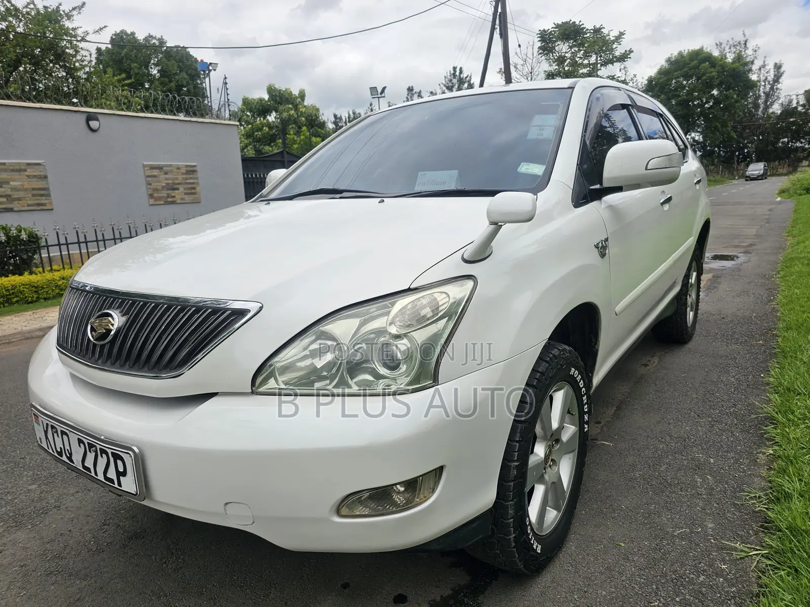 Toyota Harrier 2011 White