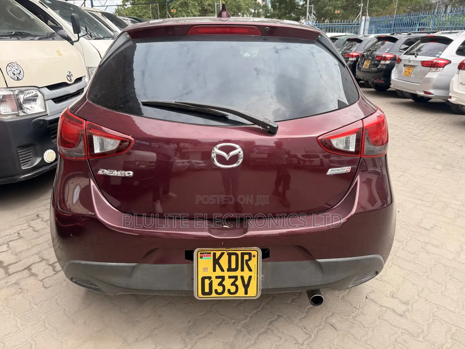 Mazda Demio 2016 Maroon