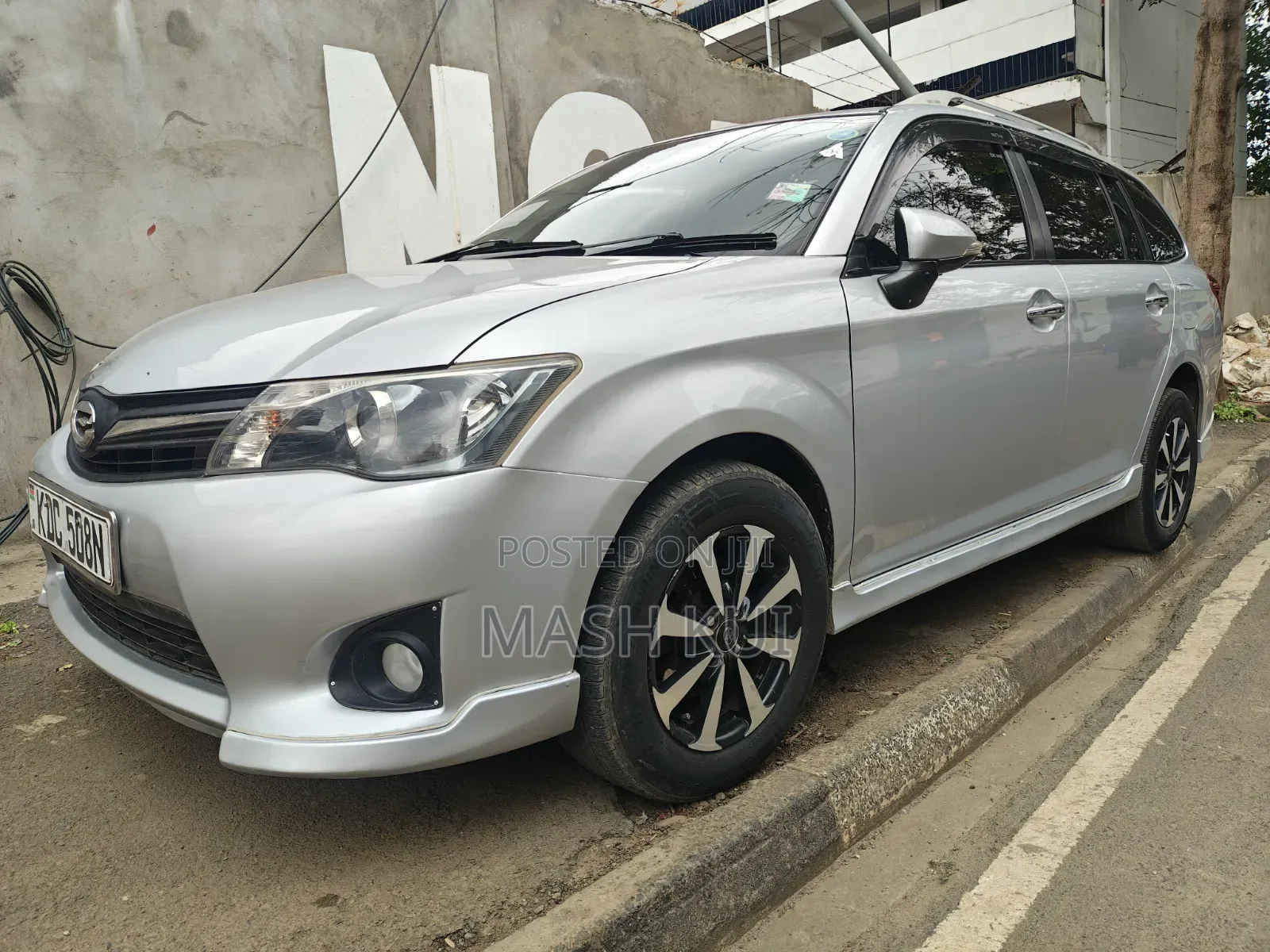 Toyota Corolla Fielder 2014 Silver