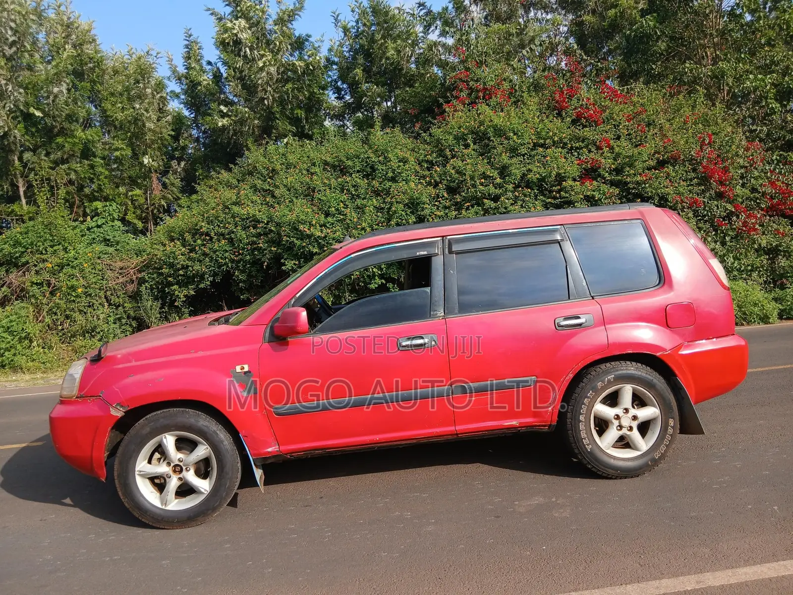 Nissan X-Trail 2005 Red