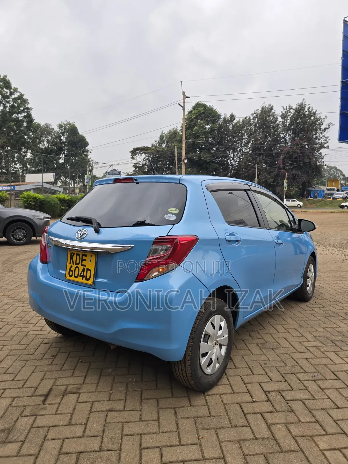 Toyota Vitz 2014 Blue