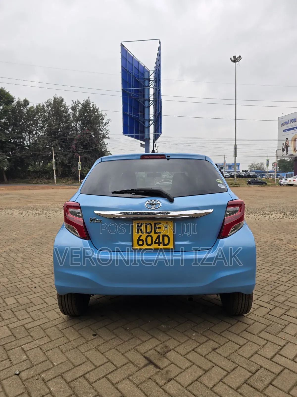 Toyota Vitz 2014 Blue