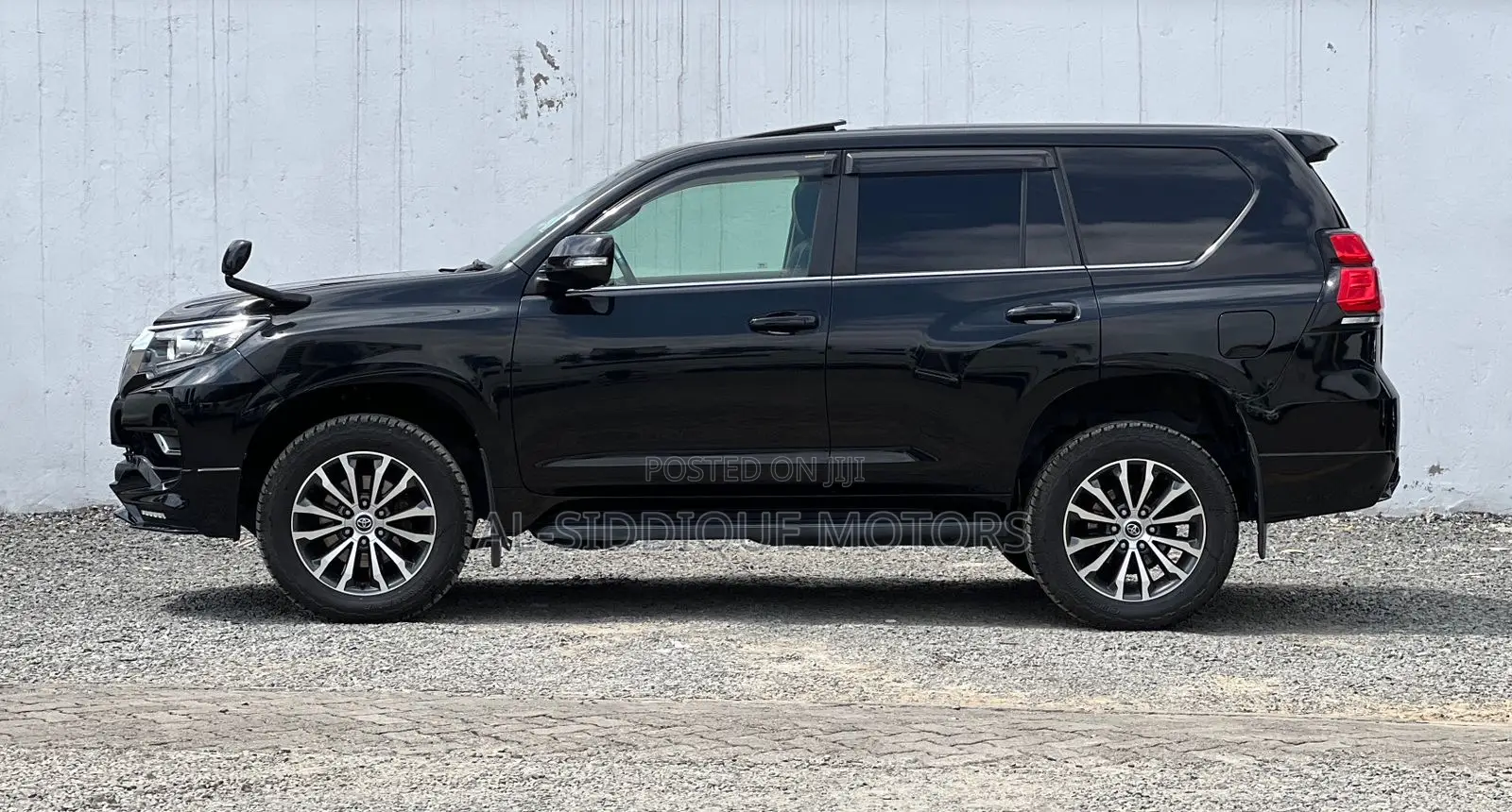 Toyota Land Cruiser Prado 2.8 2019 Black