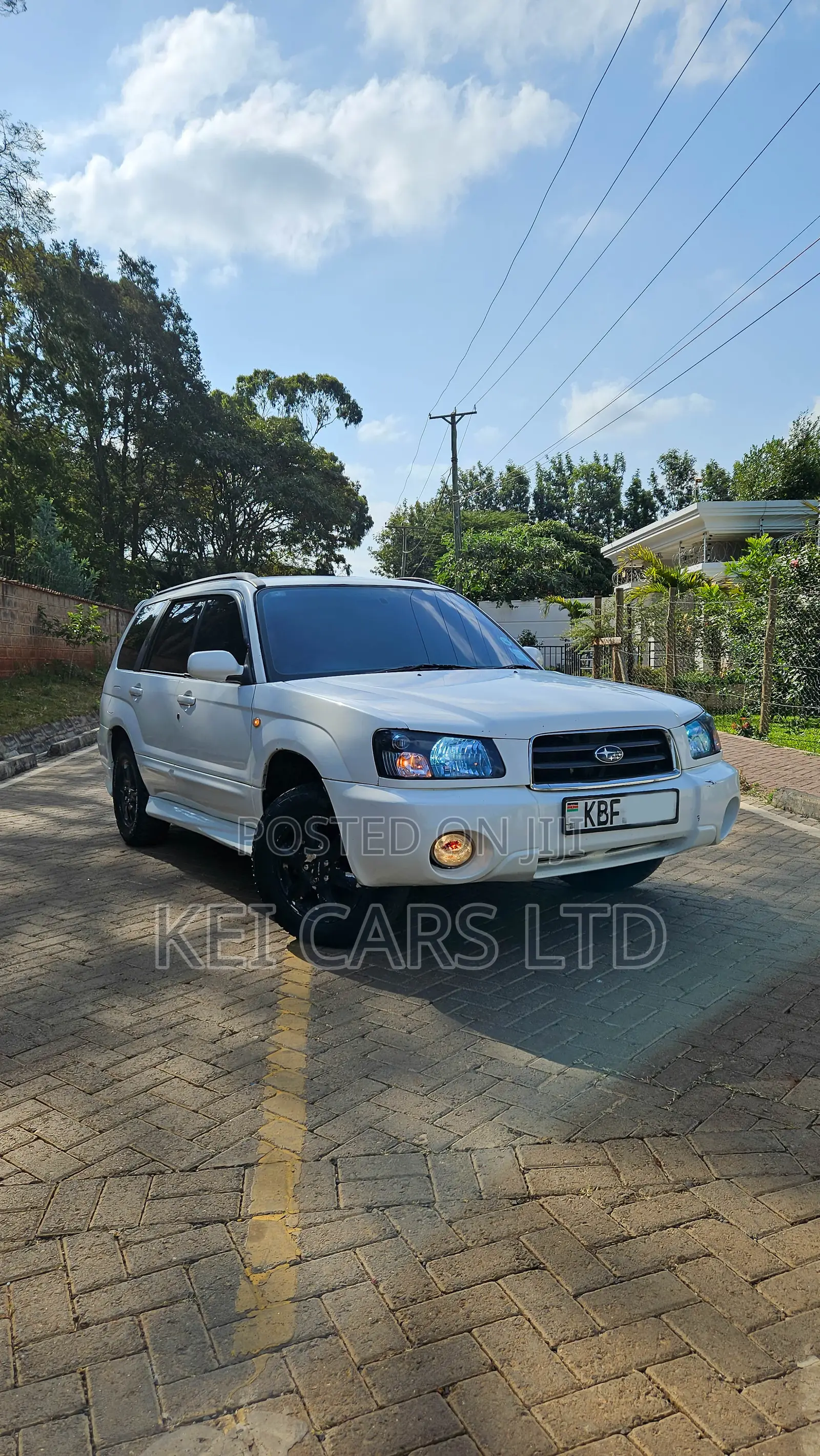 Subaru Forester 2002 White