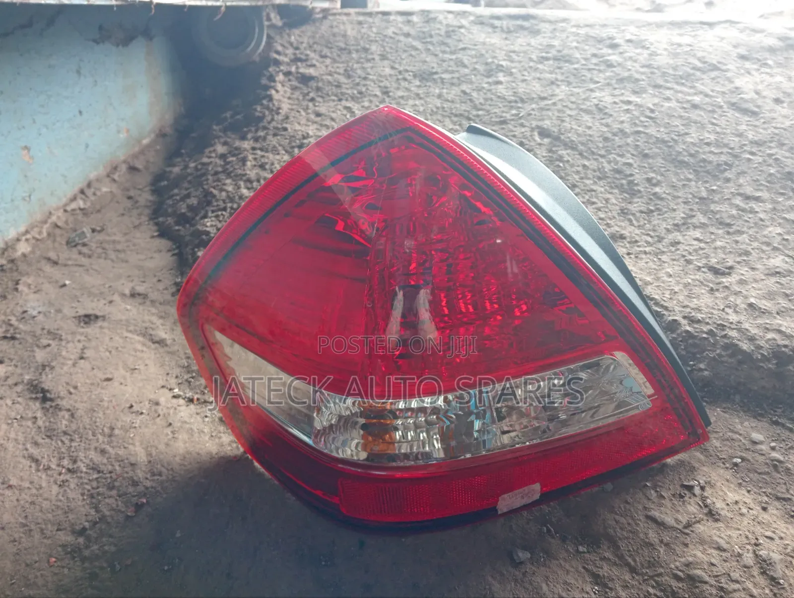 Nissan Tiida Backlight(Saloon)