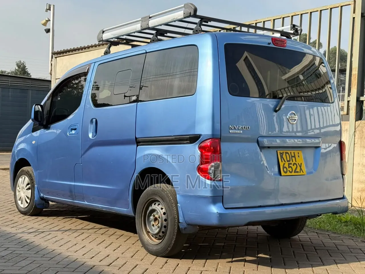 Nissan NV200 2015 Blue