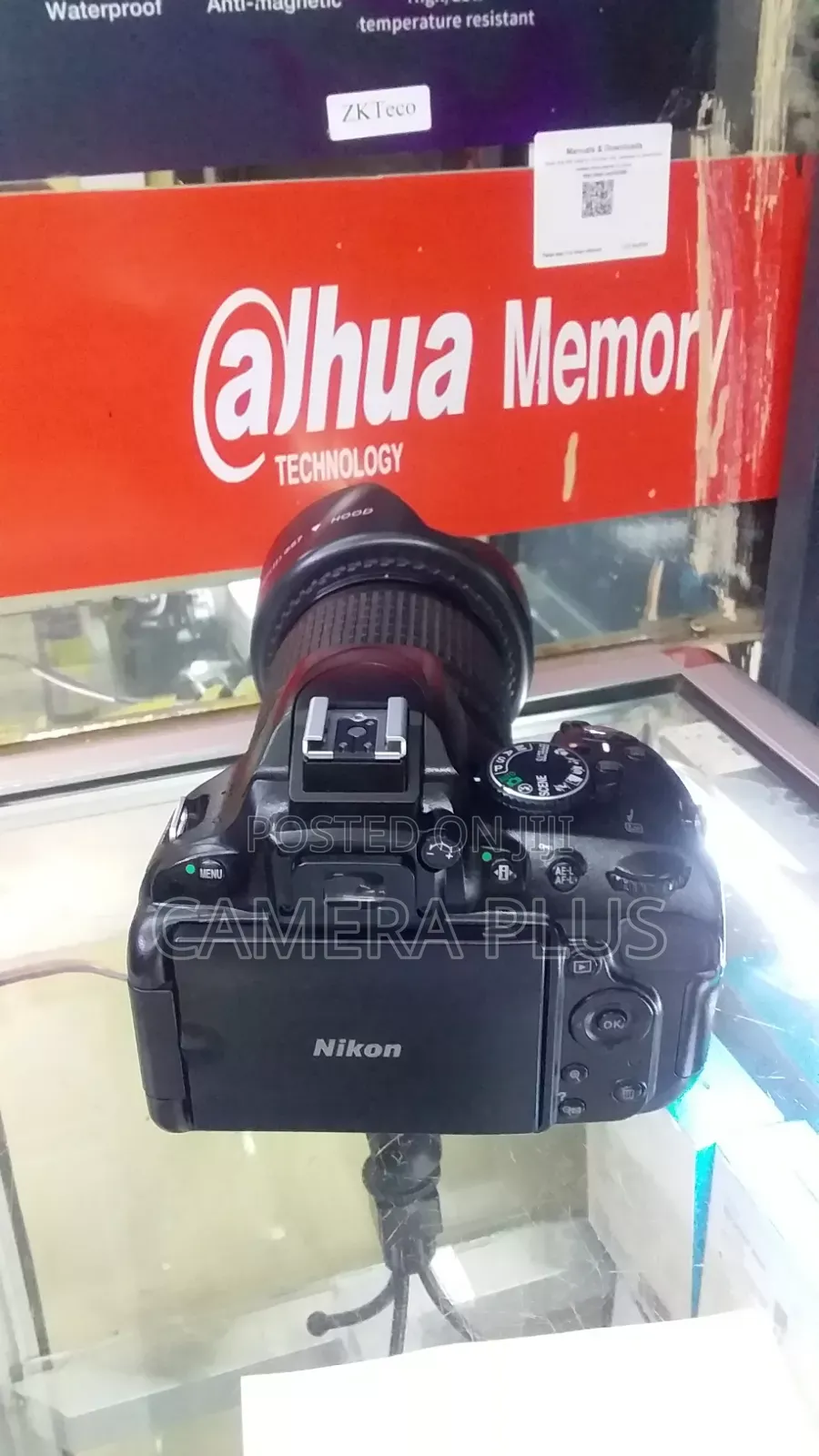 Nikon Camera With 18-135mm Zoom Lens