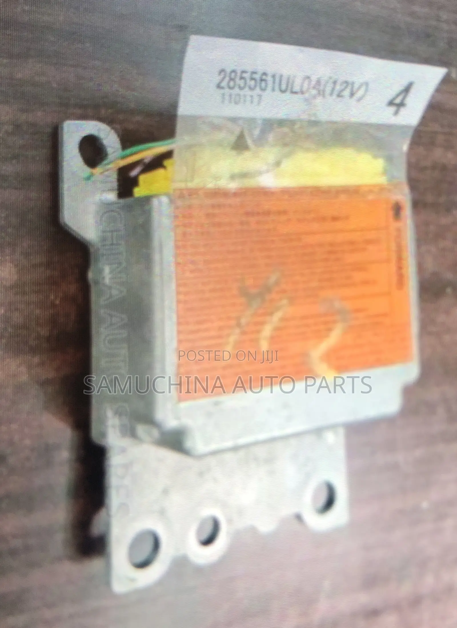SRS Unit/ Airbag Computer Nissan Wingroad Y12