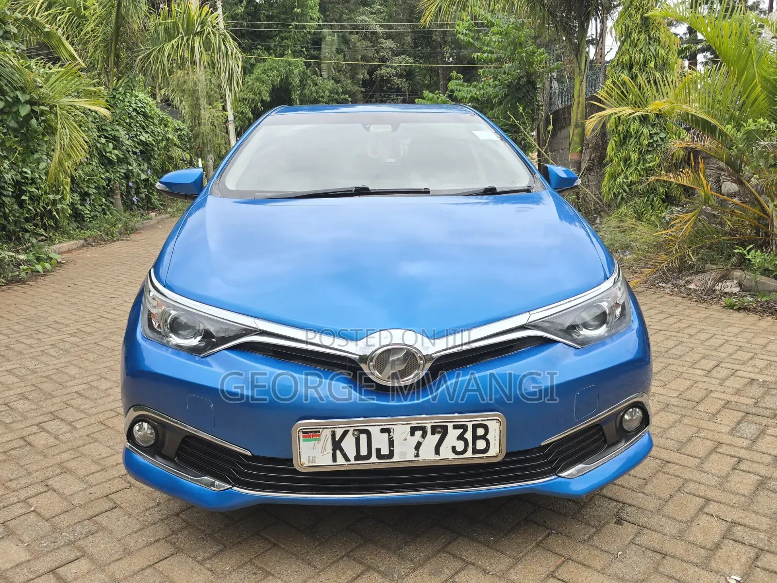 Toyota Auris 2015 Blue