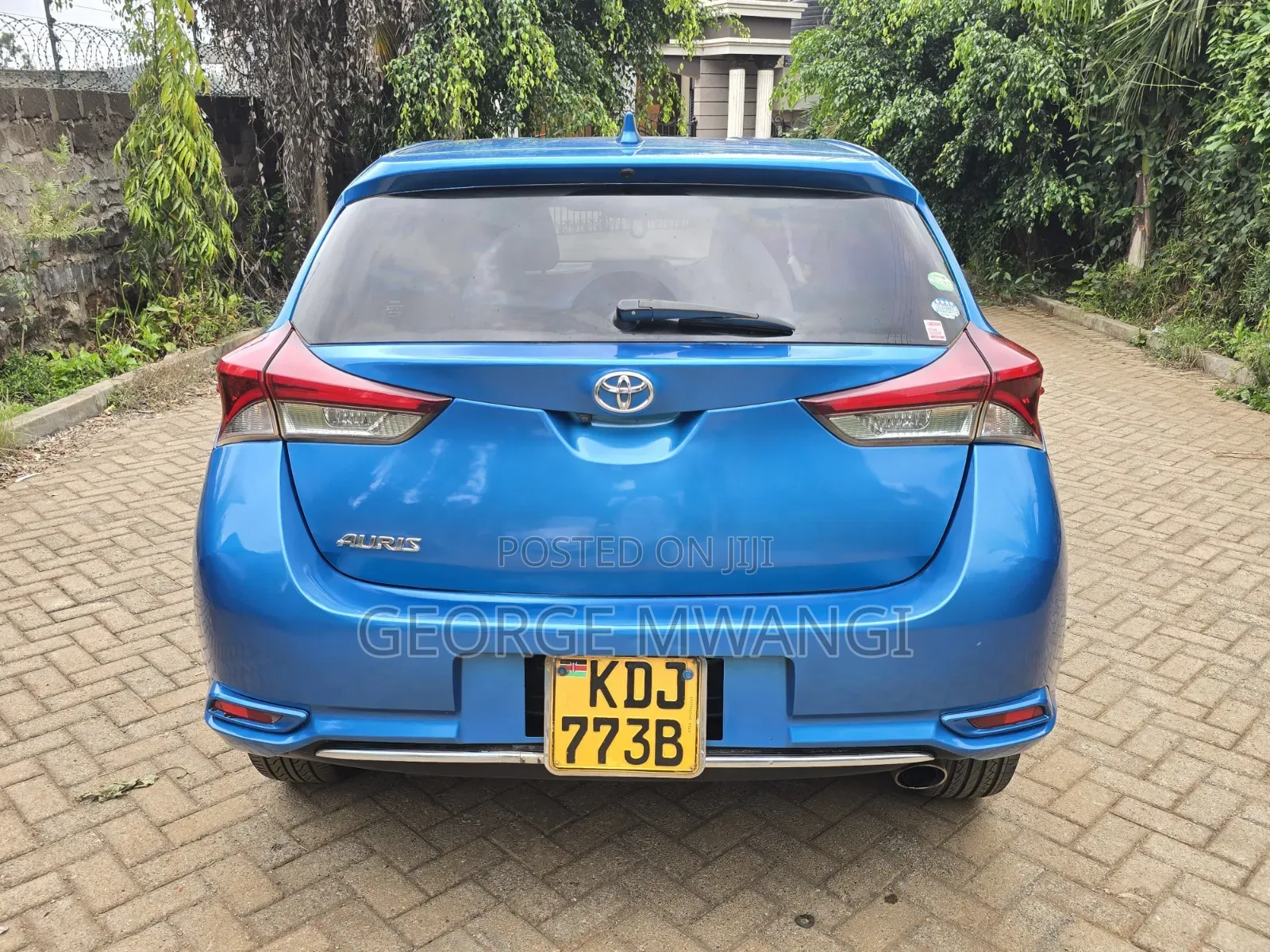 Toyota Auris 2015 Blue