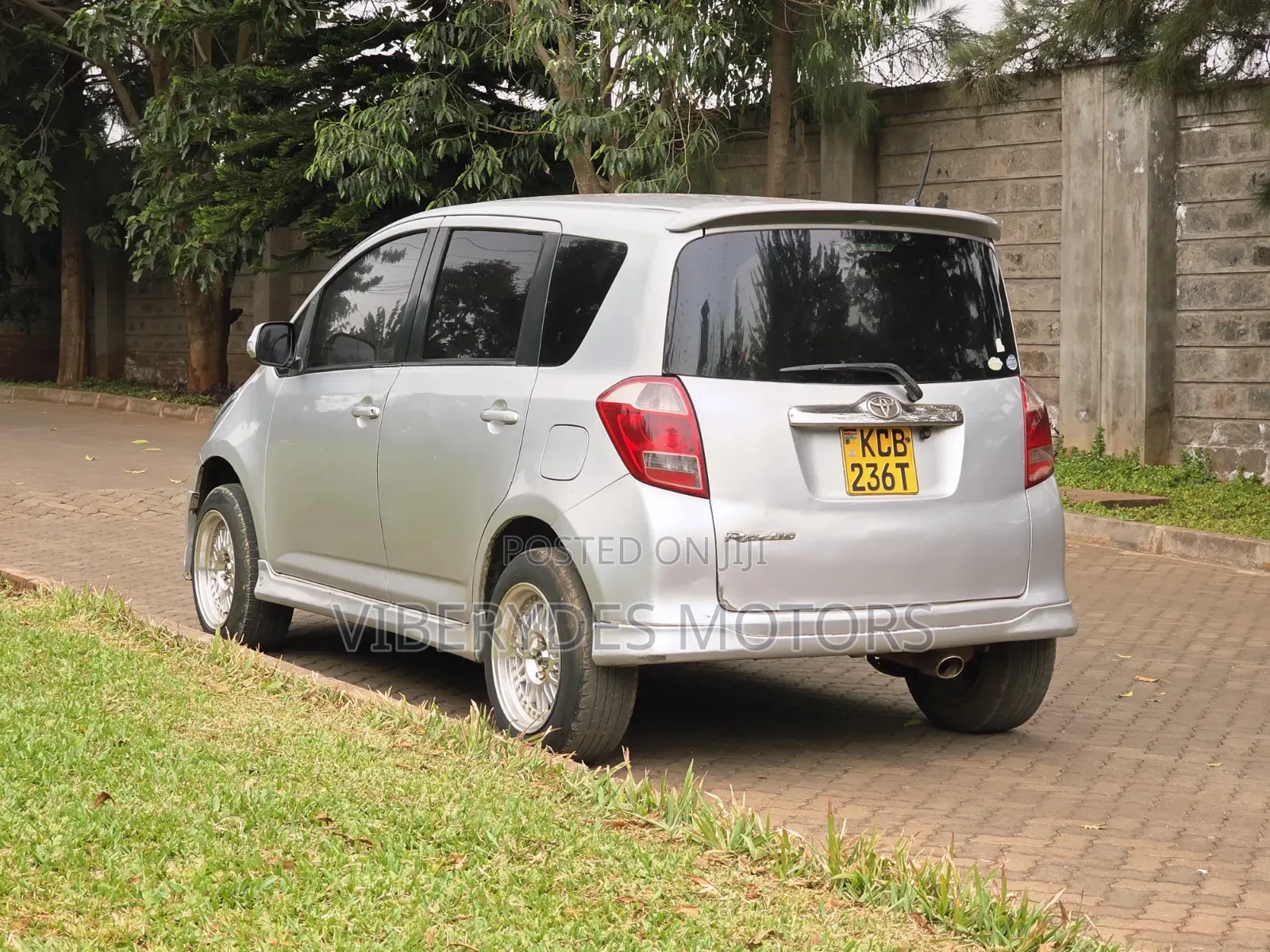 Toyota Ractis 2007
