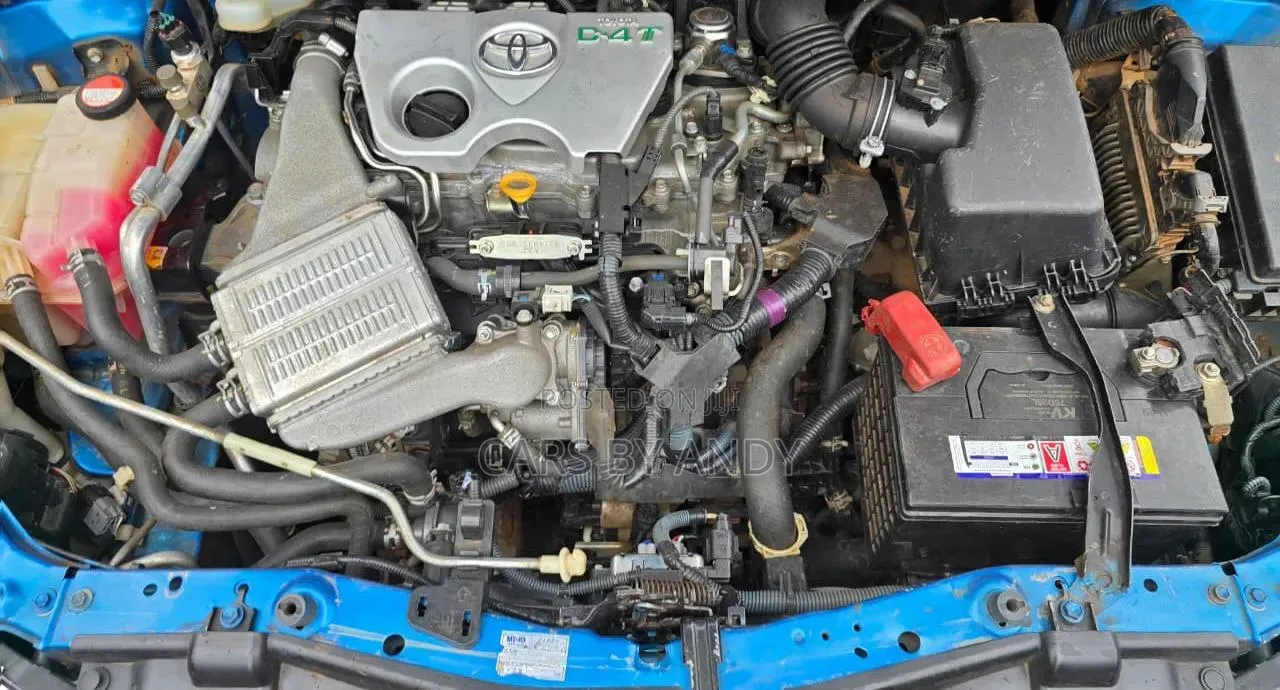 Toyota Auris 2015 Blue