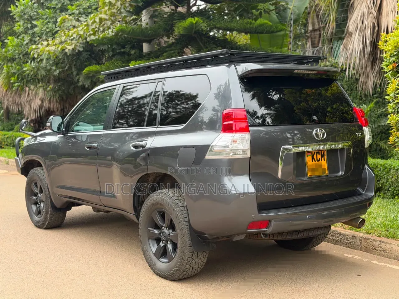 Toyota Land Cruiser Prado 2010 Gray